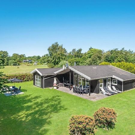 Cozy Home In Gilleleje With Indoor Swimming Pool Exterior photo